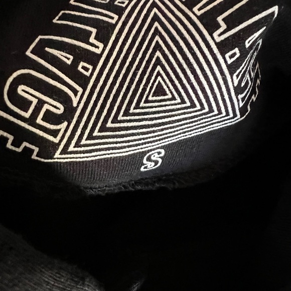 PALACE Black Sweatshirt - Picture 2 of 4